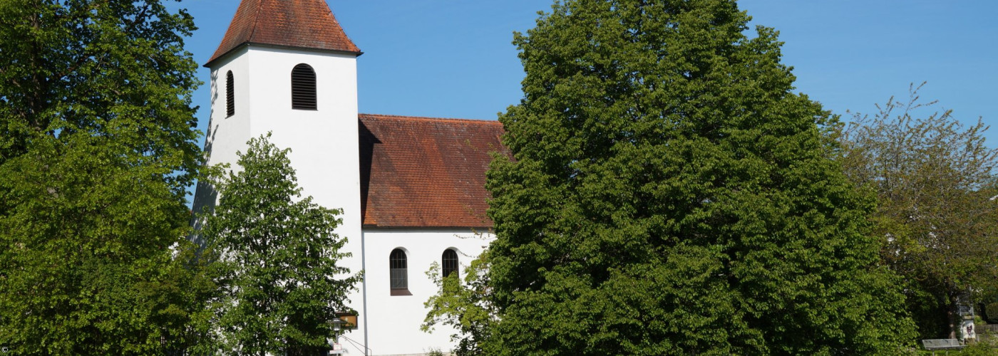 Außenansicht der Erlöserkirche Berching