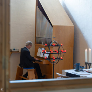 Der Organist im Spiel